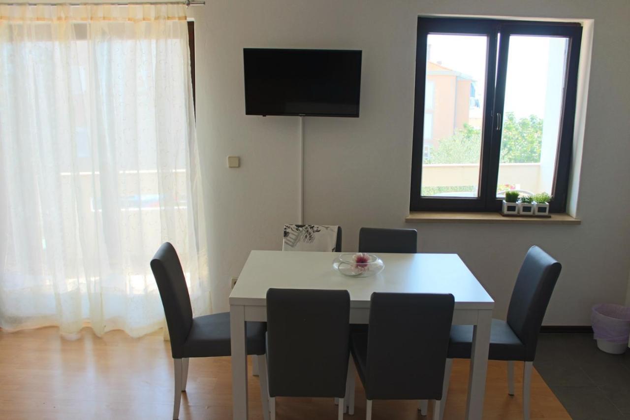 Apartment Arna 크르크 외부 사진