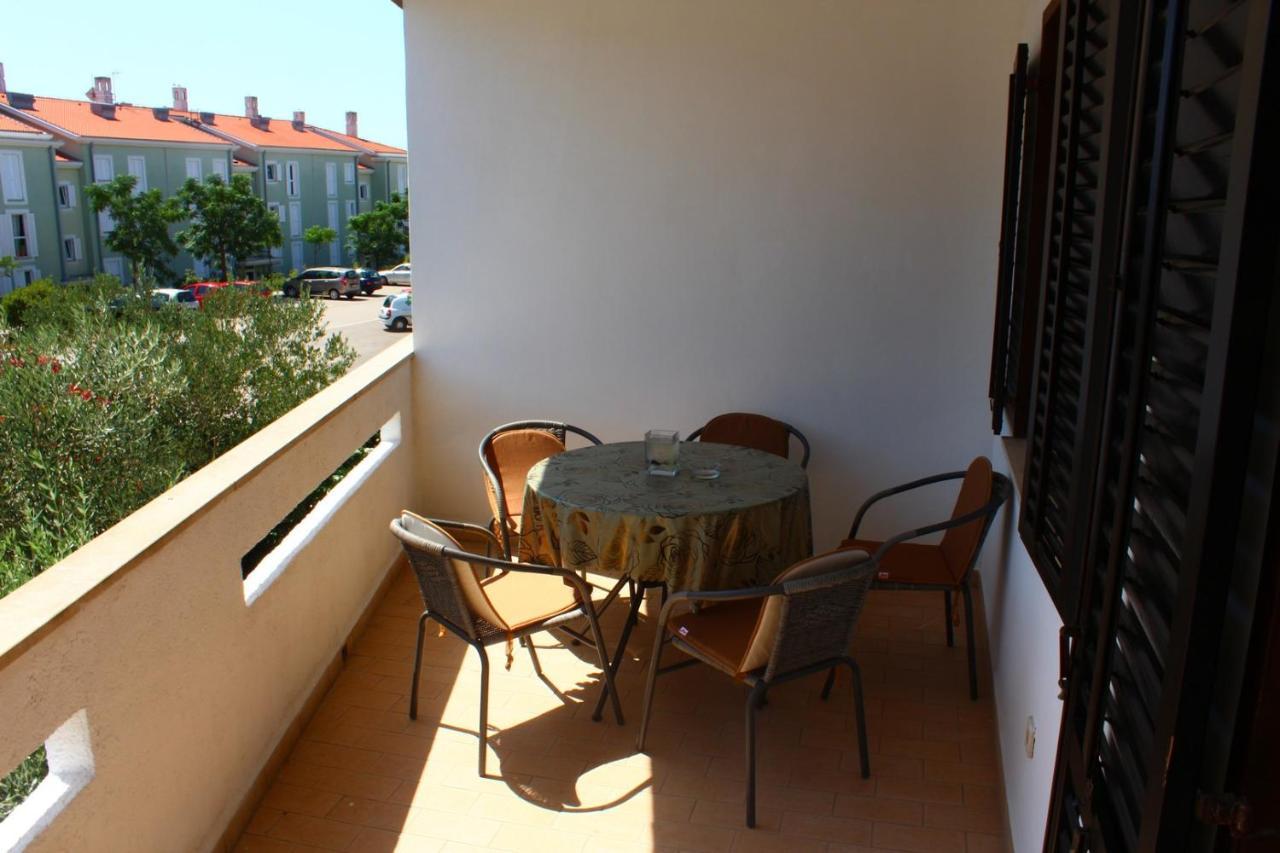 Apartment Arna 크르크 외부 사진