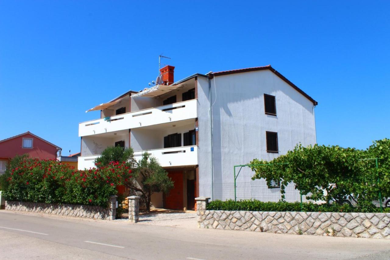Apartment Arna 크르크 외부 사진